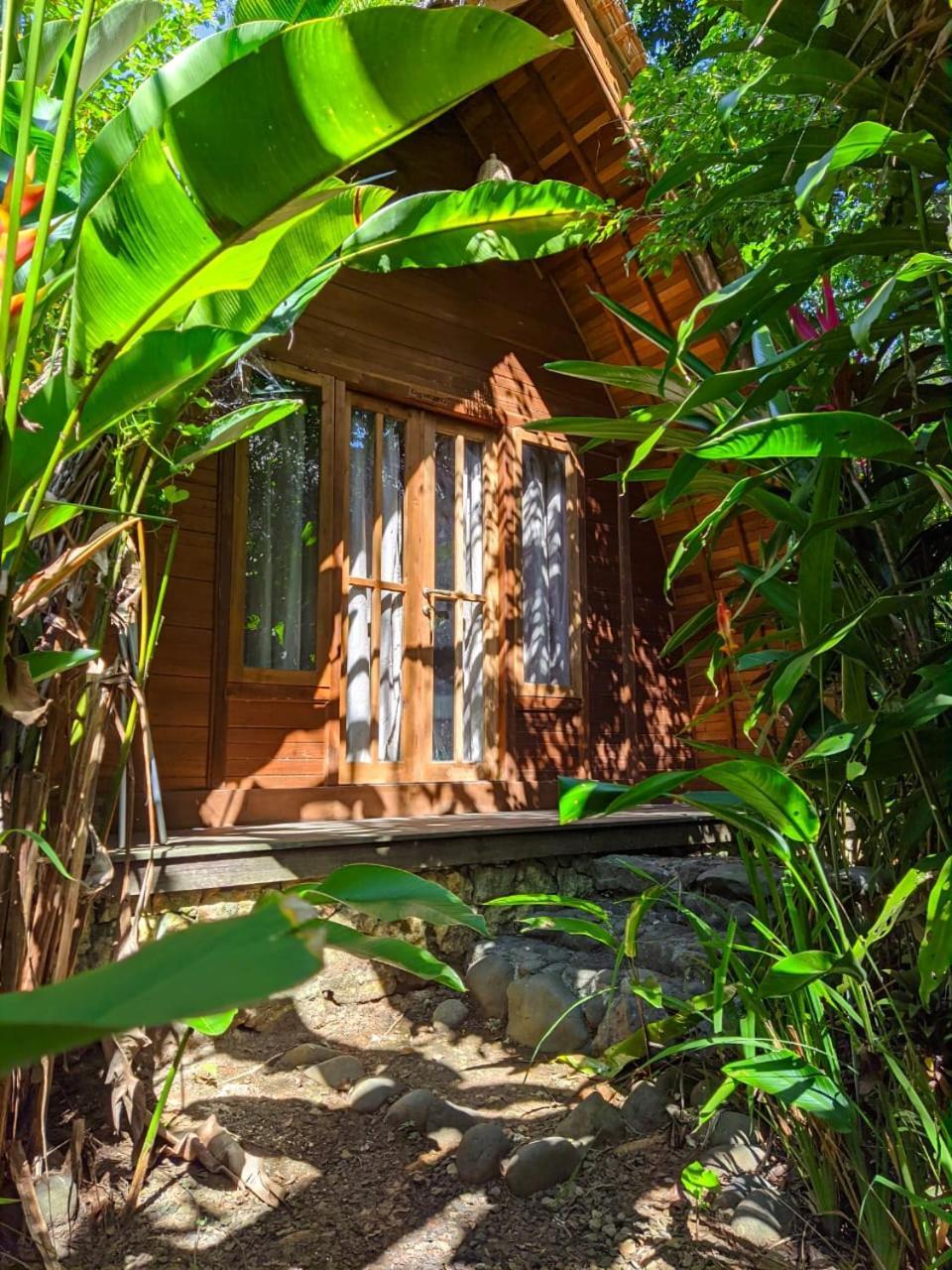 Coconut Tree Cottages Batukaras 외부 사진